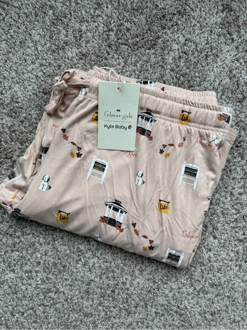 Kyte Baby x Gilmore Girls women’s lounge pants